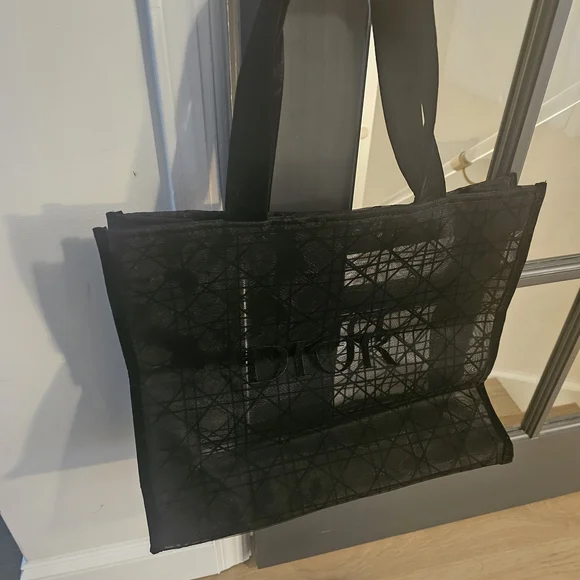 Dior Elegant Black Mesh Tote - Gift With Purchase - Picture 3 of 3